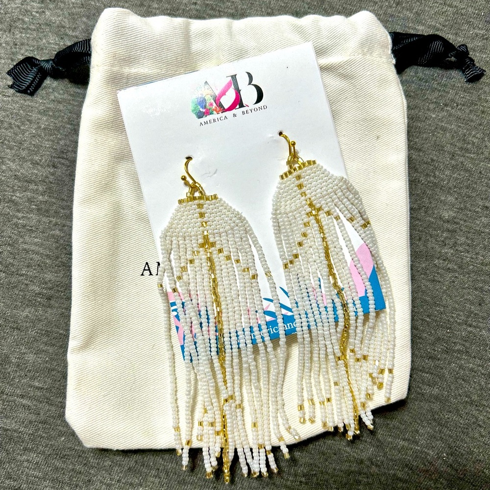 America & Beyond Feather Light Earrings with bag